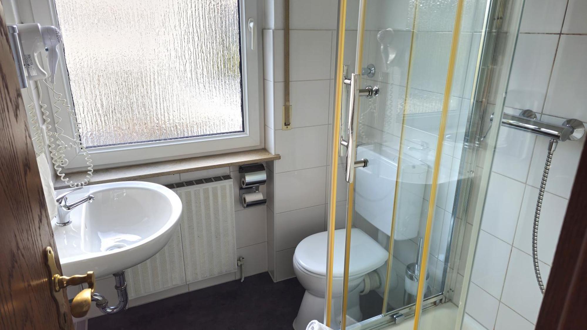 Hotel Avenue Altenfurt Нюрнберг Екстериор снимка