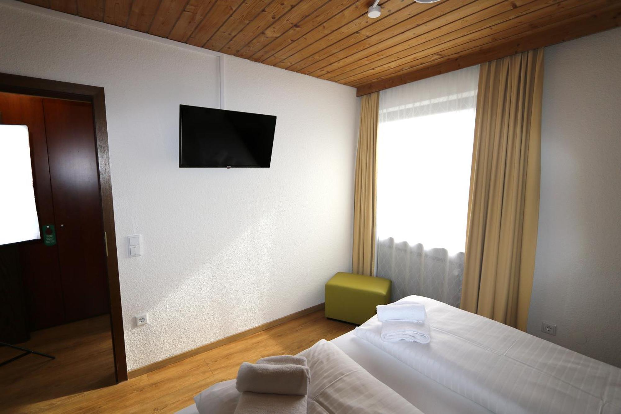 Hotel Avenue Altenfurt Нюрнберг Екстериор снимка