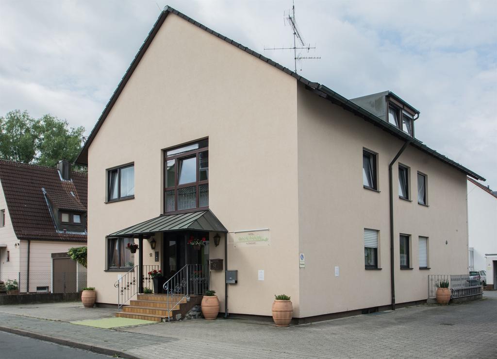 Hotel Avenue Altenfurt Нюрнберг Екстериор снимка